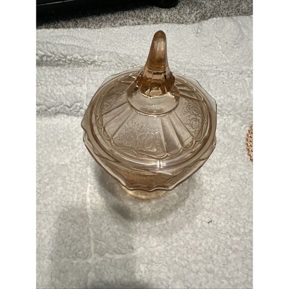 Vintage Pink Depression Glass - Picture 7 of 10